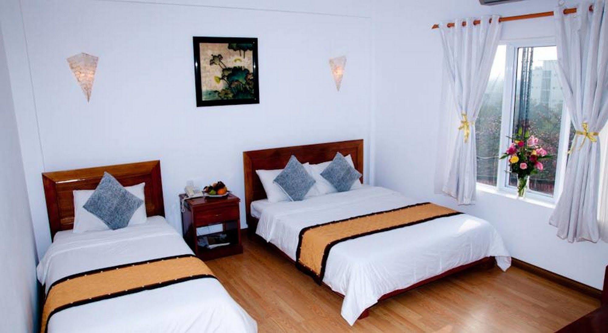 Golden Lotus Hotel เว้ ภายนอก รูปภาพ