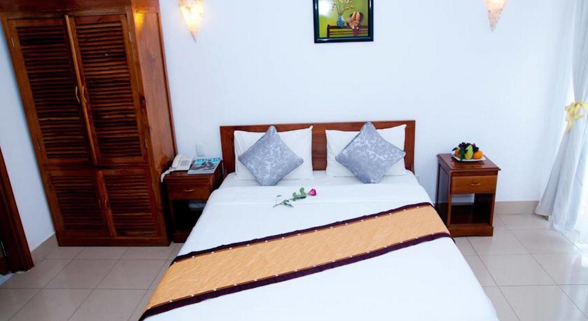 Golden Lotus Hotel เว้ ภายนอก รูปภาพ