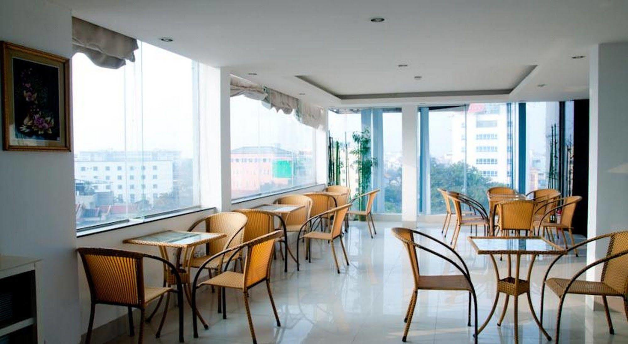 Golden Lotus Hotel เว้ ภายนอก รูปภาพ